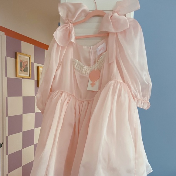 Selkie Da Vinci Puff - Picture 2 of 3